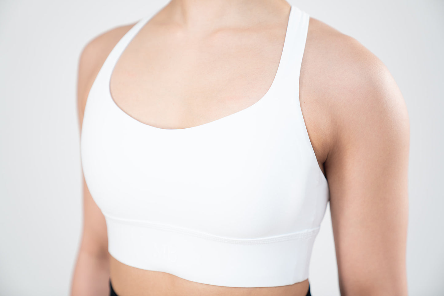 CRISS CROSS SPORTS BRA