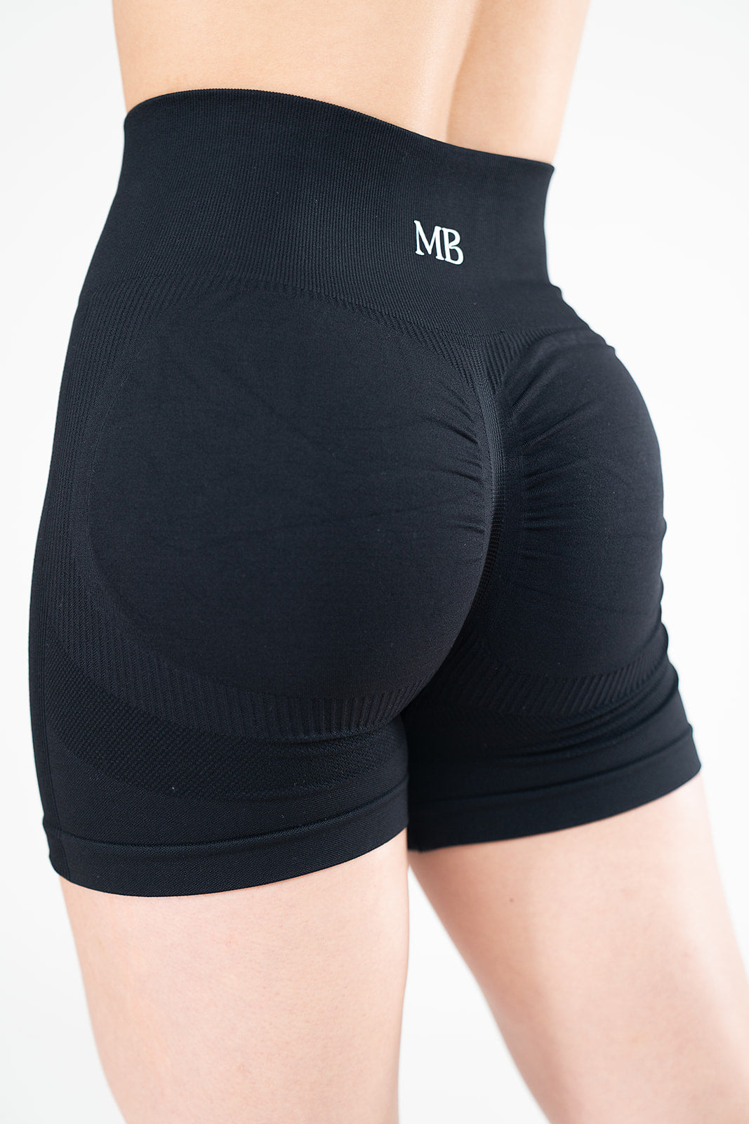BELLA'S π SEAMLESS SHORTS