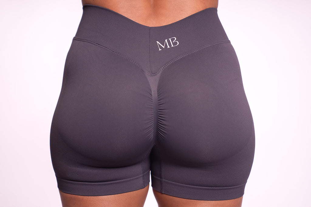 V SCULPT SHORTS