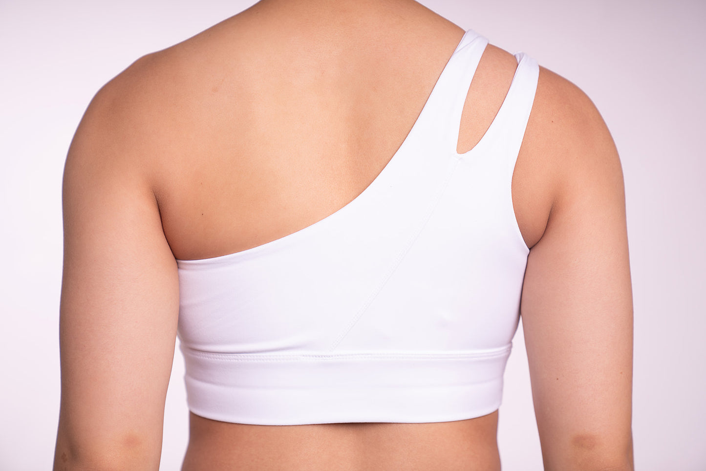AMORE ONE SLEEVE SPORT BRA
