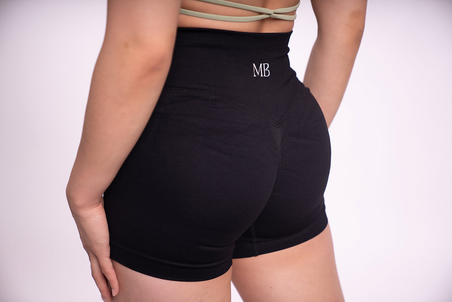 AURORAS SCULPT SHORTS